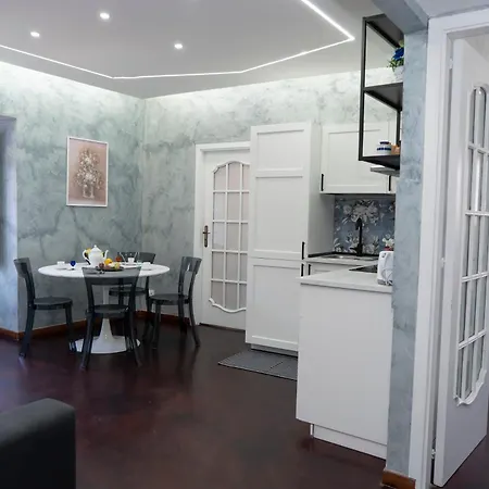 Apartment Timeo In Baroque Building