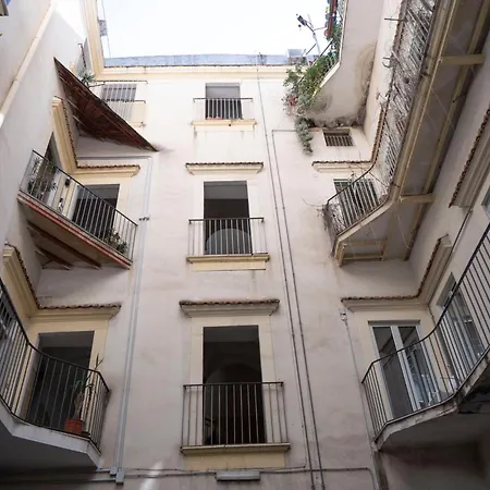 Timeo In Baroque Building Apartment Catania