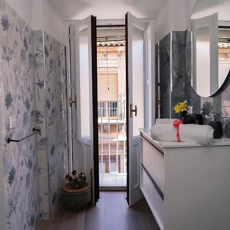 شقة Timeo Luxury In Baroque Palace With Elevator كاتانيا