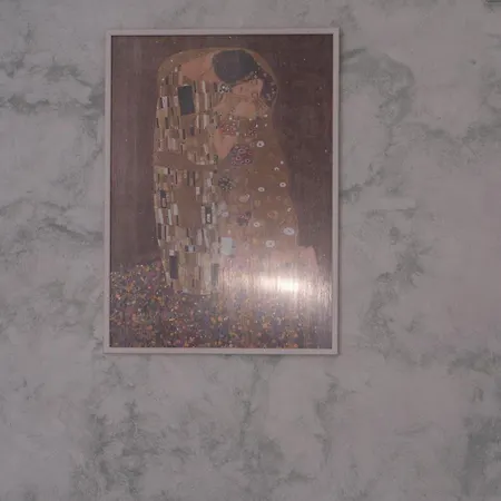 Timeo Luxury In Baroque Palace With Elevator شقة